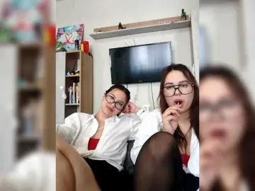 Bongacams Nude Webcam of Alica-and-Angelina