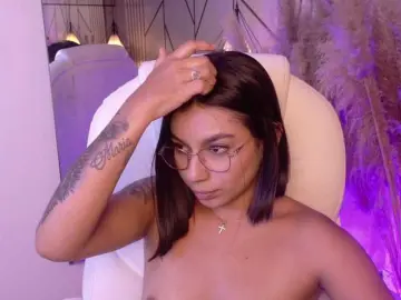 Bongacams Sex Cam of Alyssa-Ray