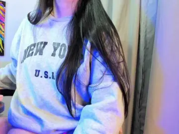 Bongacams Live Sex Cam of allisonlove69
