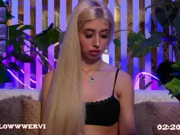 Bongacams Best Webcam of MiaLiaHot