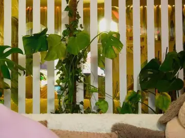 Bongacams Free Live Porn of MiaLiaHot