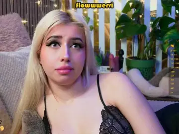 Bongacams Watch Live Sex Cams of MiaLiaHot