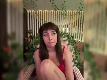 Bongacams Sex Chat of MiaLiaHot