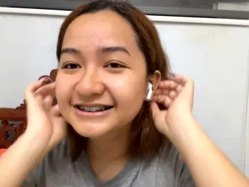Bongacams Nude Webcam of HalleyTabone