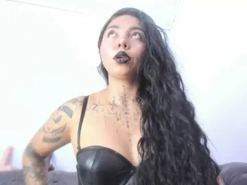 Bongacams Live Sex Cam of MissSoffiMorel