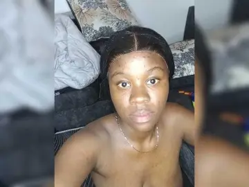 Bongacams Free Porn Cam of SexyNatasha2