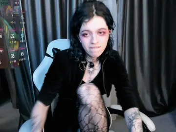 Bongacams Watch Live Sex Cams of NoelleGothicShadow