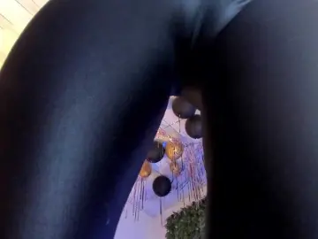 Bongacams Watch Live Sex Cams of flylia01