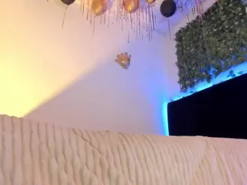 Bongacams Free Porn Cam of flylia01