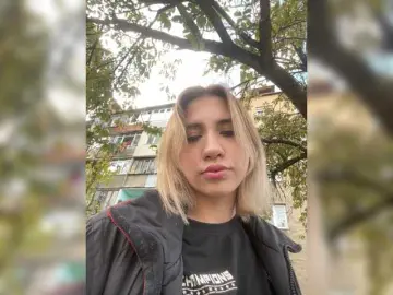 Bongacams Live Sex Cam of alizii
