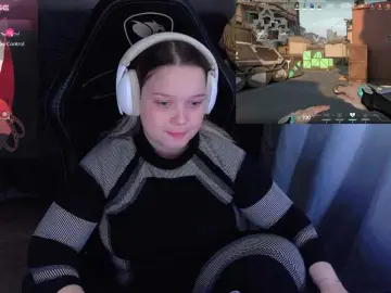 Bongacams Watch Live Sex Cams of AlinaAdams
