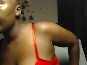 Bongacams Live Sex Cam of Curvyzaraa