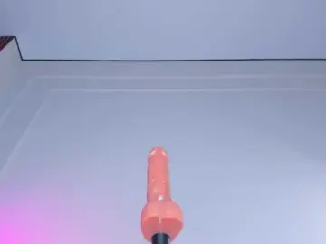 Bongacams Watch Live Sex Cams of maakimo