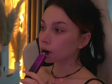 Bongacams Adult Webcams of DrammaQueennnn