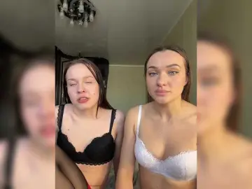 Bongacams Live Porn of Show-girls