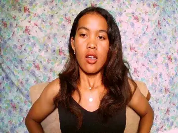 Bongacams Live Porn of Nina-001