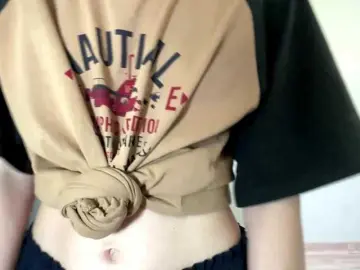 Bongacams Sex Cam of PinkPetal