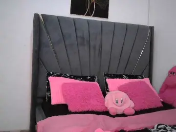 Bongacams Best live sex cam show of QueenB2