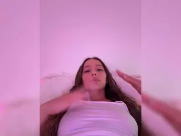 Bongacams Adult Webcam of MaybeBabeTV