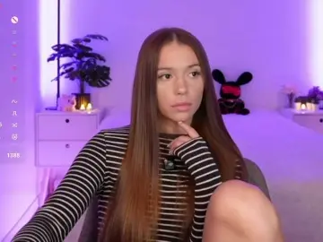 Bongacams Free Porn Cam of MaybeBabeTV