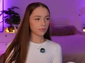 Bongacams Free Porn Cam of MaybeBabeTV
