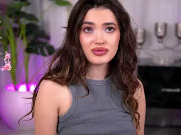 Bongacams Watch Live Sex Cams of SweetAuraaa
