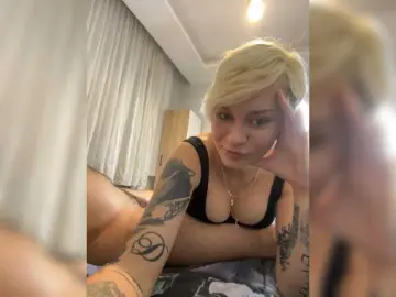 Bongacams Sex Chat of KiraSaint
