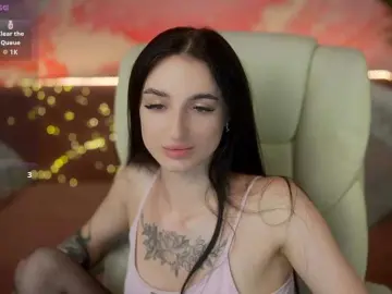Bongacams Nude Webcam of EmilyyMoon