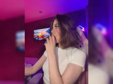 Bongacams Nude Webcam of HotGirlEva