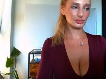 Bongacams Private Sex Chat of MarilynShow