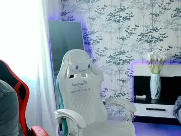 Bongacams Free Porn Cam of LoveAndSex24