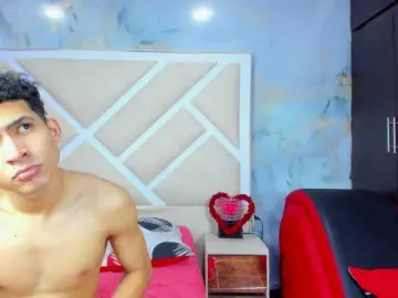 Bongacams Watch Live Sex Cams of InnocentLooksex