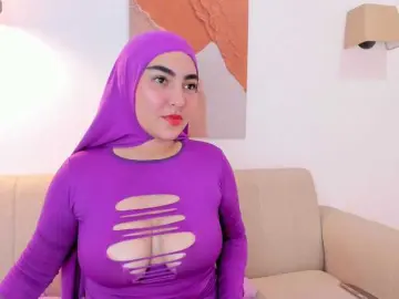 Bongacams Live Sex Cam of Malika-Noor