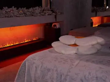 Bongacams Watch Live Sex Cams of AlexisGrays