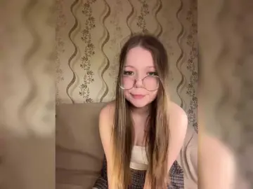 Bongacams Free Porn Cam of MelMooon