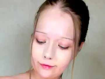 Bongacams Sex Cam of MelMooon