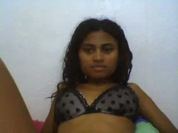 Bongacams Watch Live Sex Cams of Carennehot2