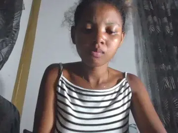 Bongacams Watch Live Sex Cams of Licieol