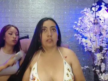 Bongacams Nude Webcam of hotttgiirllesbian