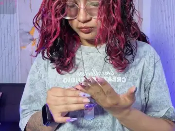 Bongacams Watch Live Sex Cams of Kristen-tay