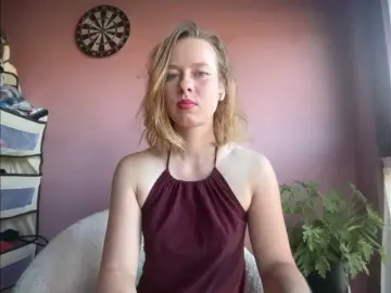 Bongacams Watch Live Sex Cams of BettyLovely