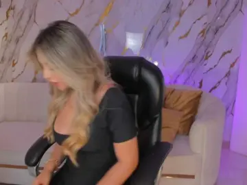 Bongacams Nude Webcam of ChloePreston