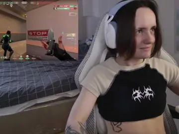 Bongacams Free Porn Cam of LunaL0ve