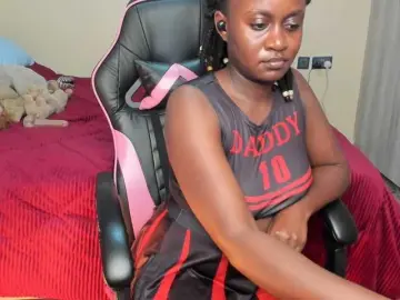 Bongacams Nude Webcam of Trizzytariaa