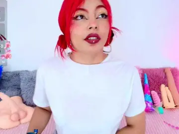 Bongacams Live Sex Cam of CloeeLovee