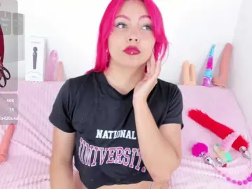Bongacams Adult Webcam of CloeeLovee