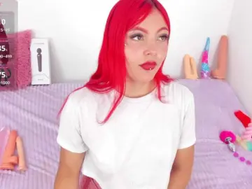 Bongacams Free Live Porn of CloeeLovee