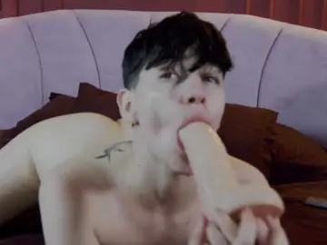 Bongacams Live Porn of ravenryx