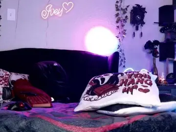 Bongacams Best live sex cam show of Iveyandjames