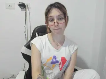 Bongacams Nude Webcam of RevySadashiTrue